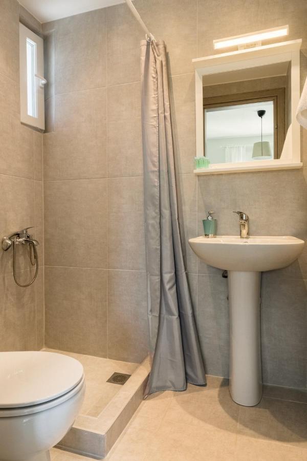 V Luxury Apartments Posidi 外观 照片