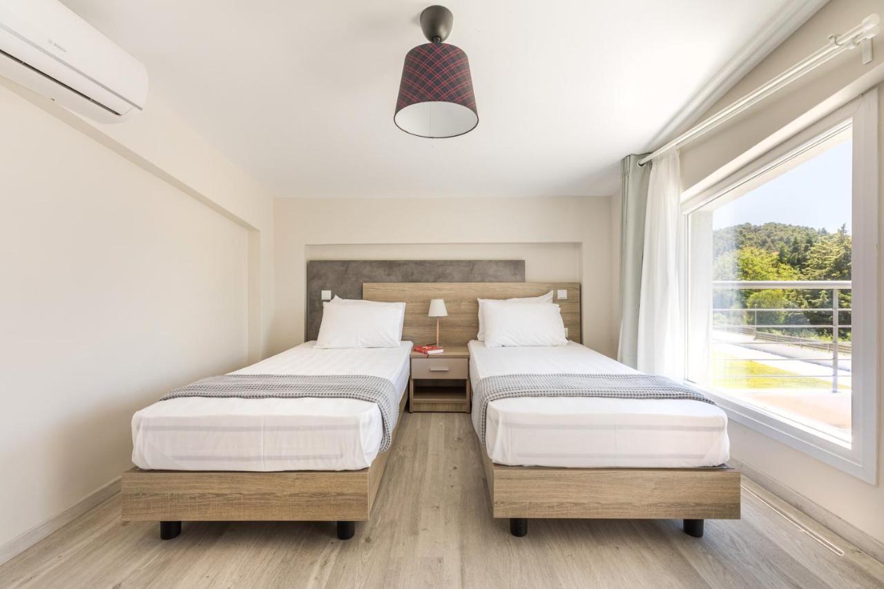 V Luxury Apartments Posidi 外观 照片